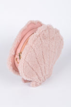 Load image into Gallery viewer, SeaShell Faux Fur Clutch
